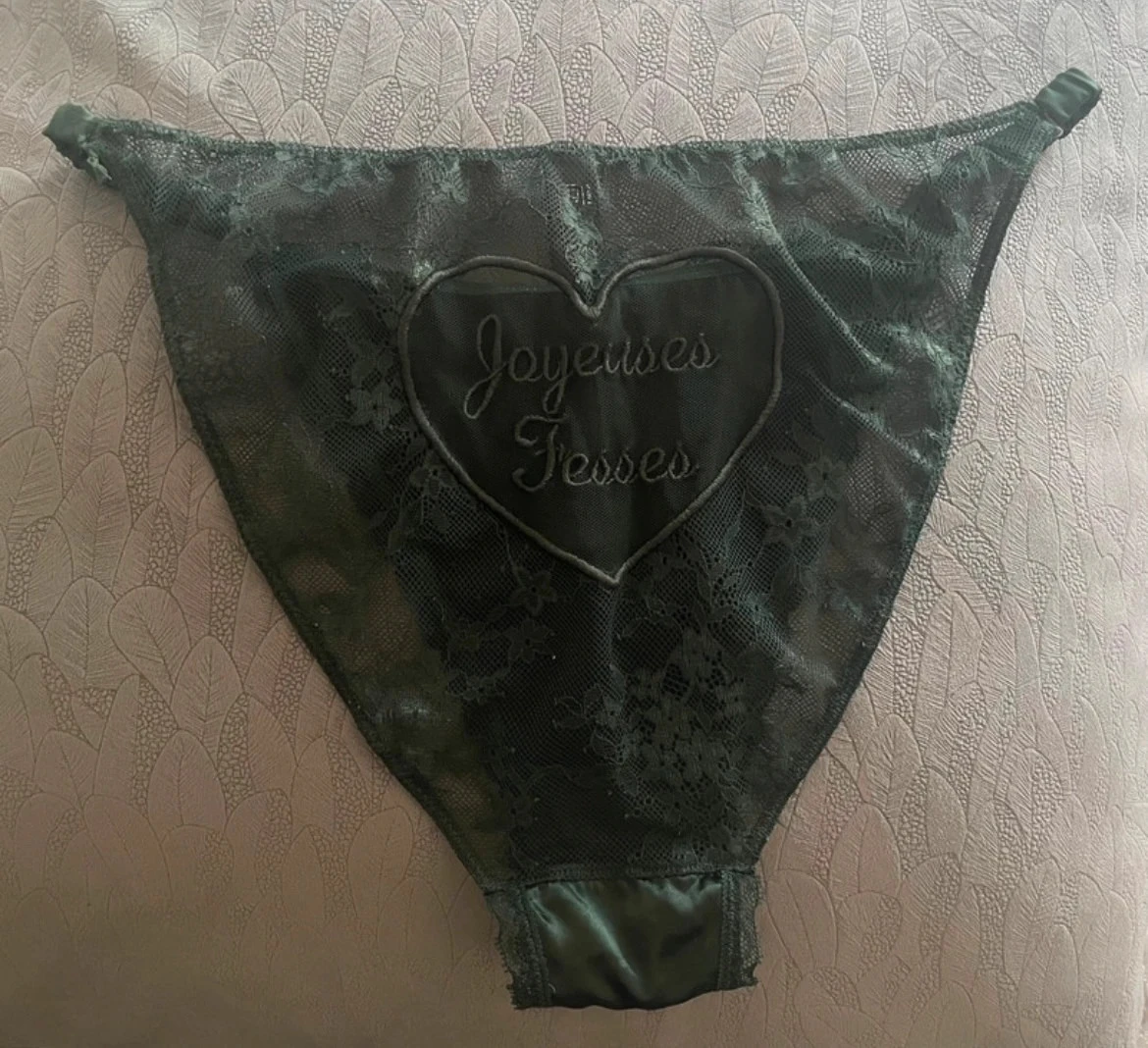 Lot “Alegres Caderas” – photo 2